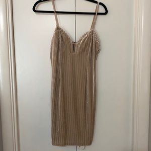 Forever 21 taupe velour dress